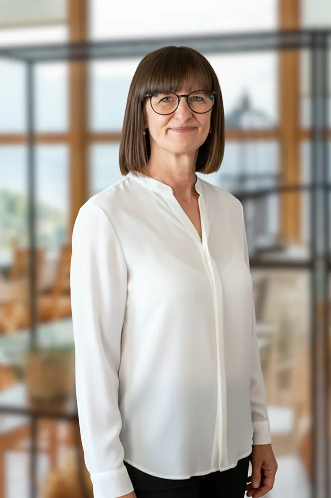 Edit Pataki im Restaurant